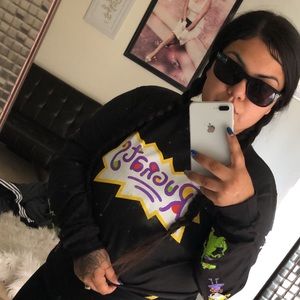 Meet your Posher, Lydia